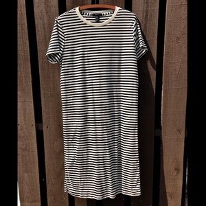 Long B&W striped dress